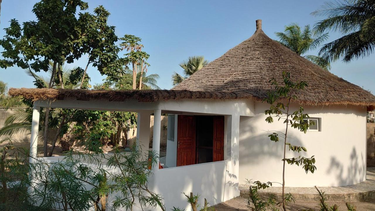 Case traditionnelle diola au bord de l'océan Cabo Skirring Exterior foto